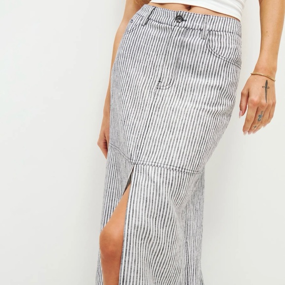 Tazz Maxi Linen Skirt - Picture 4 of 4